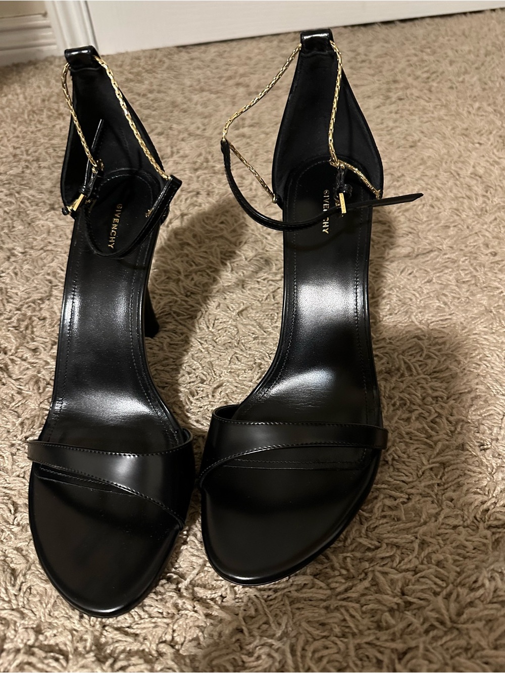 Givenchy heels - Picture 3 of 3